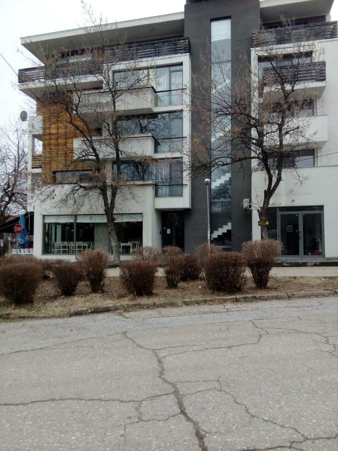 Студио Бижу Hisarya Exterior foto